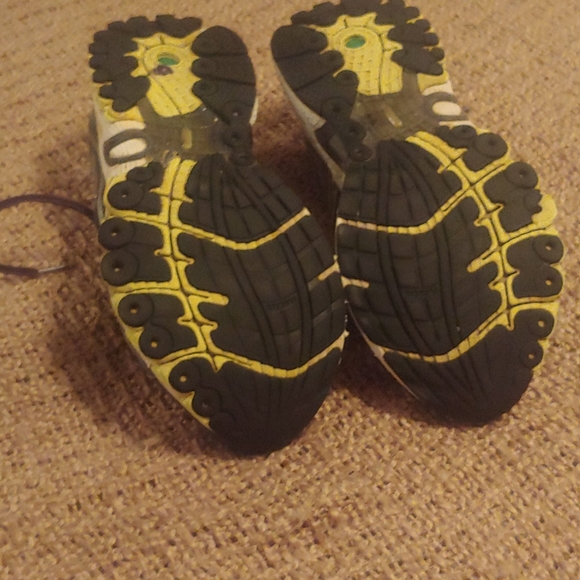 Womens size 10 Brooks Trance 11 - Picture 7 of 7